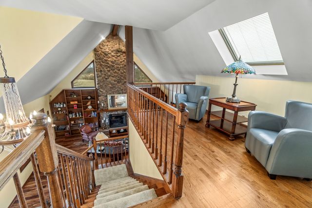 25840 N Graclyn Court, Barrington, IL 60010