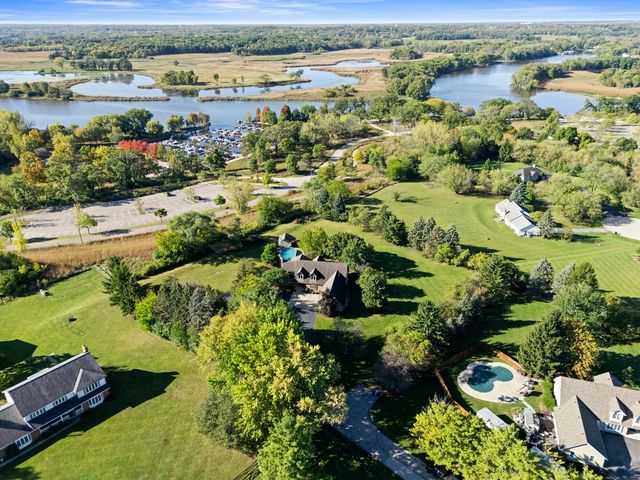 25840 N Graclyn Court, Barrington, IL 60010