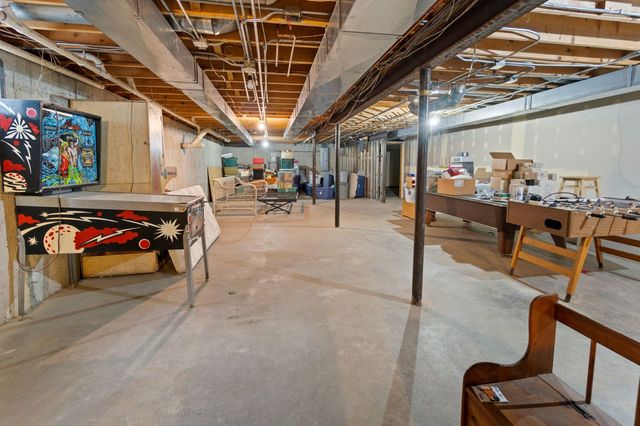 25840 N Graclyn Court, Barrington, IL 60010