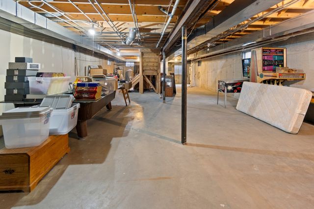 25840 N Graclyn Court, Barrington, IL 60010