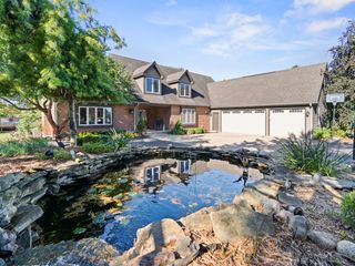 25840 N Graclyn Court, Barrington, IL 60010