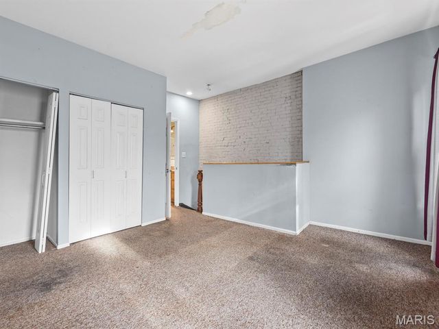 805 Russell Boulevard, St Louis, MO 63104