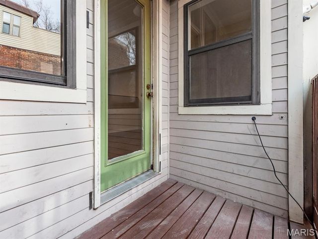 805 Russell Boulevard, St Louis, MO 63104