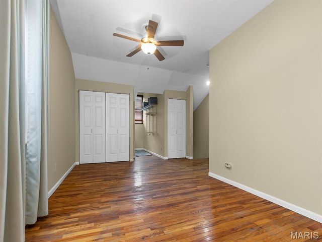 805 Russell Boulevard, St Louis, MO 63104