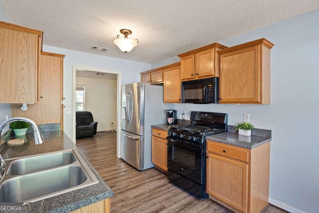 39 Gunnell Road, Dallas, GA 30157