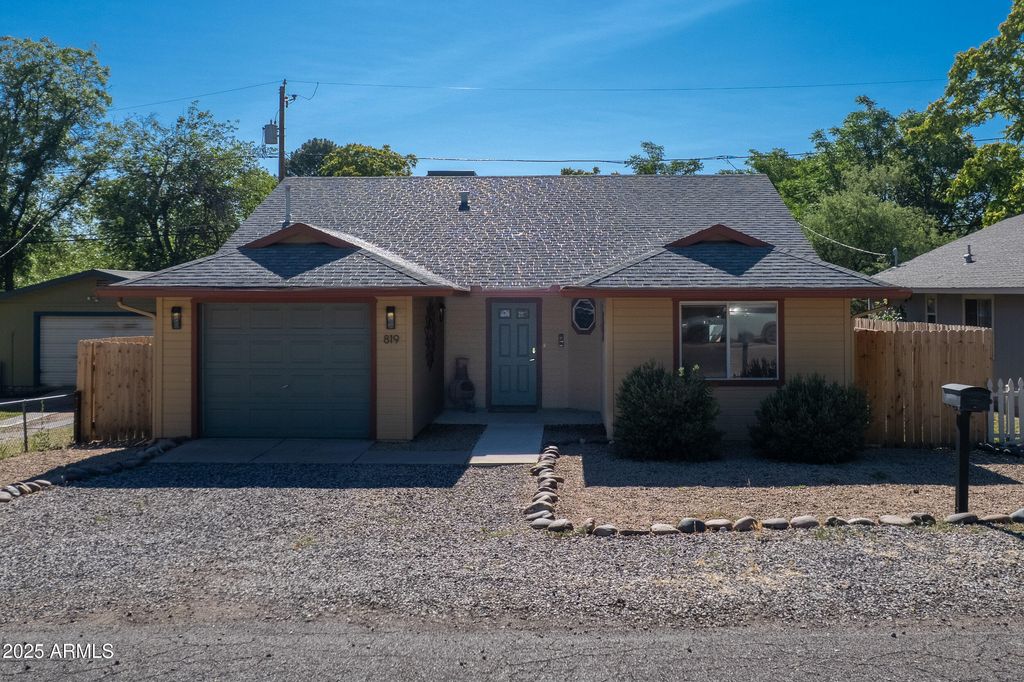 819 N 5TH Street, Cottonwood, AZ 86326