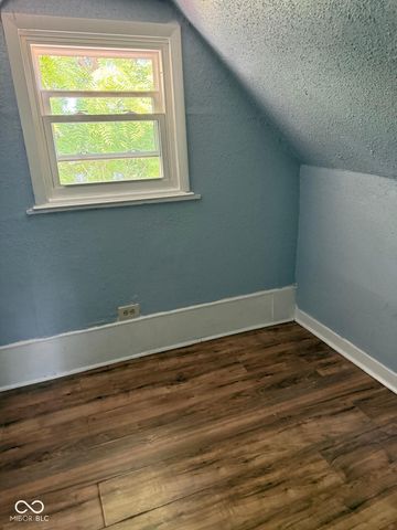 541 Forest Avenue, Greenwood, IN 46143