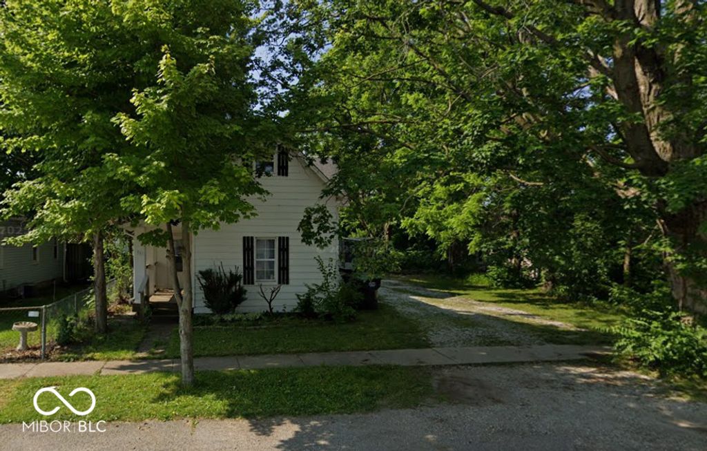 541 Forest Avenue, Greenwood, IN 46143