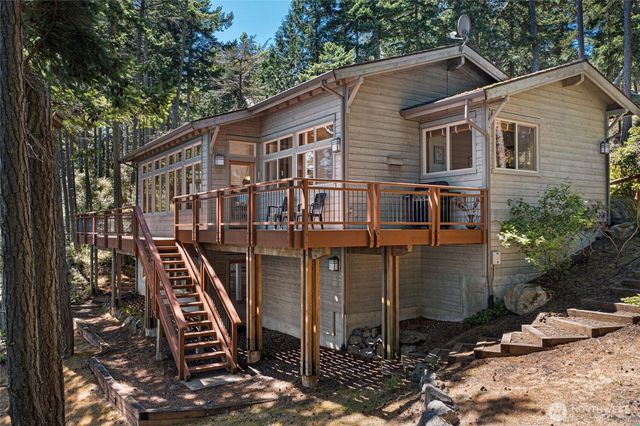 976 San Juan Drive, Friday Harbor, WA 98250