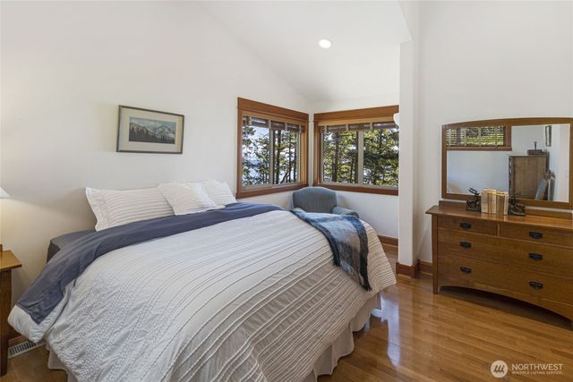976 San Juan Drive, Friday Harbor, WA 98250