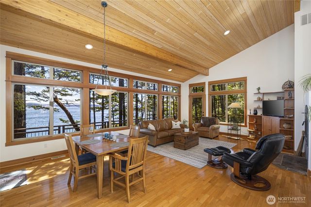 976 San Juan Drive, Friday Harbor, WA 98250