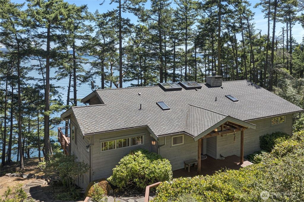 976 San Juan Drive, Friday Harbor, WA 98250