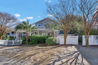 22 Lagoon Drive, Wrightsville Beach, NC 28480