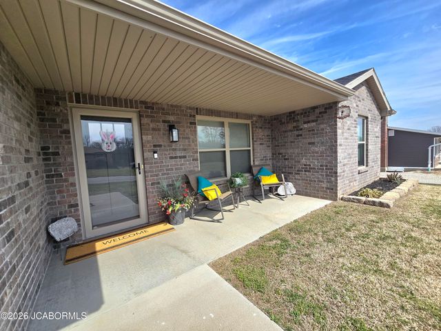 5820 HORSESHOE DRIVE, Jefferson City, MO 65109