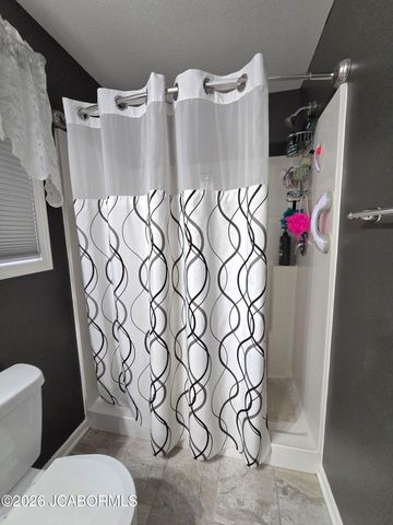 5820 HORSESHOE DRIVE, Jefferson City, MO 65109