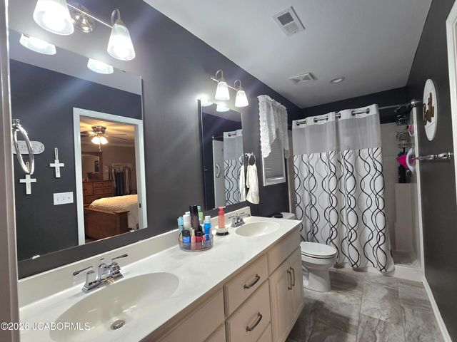 5820 HORSESHOE DRIVE, Jefferson City, MO 65109