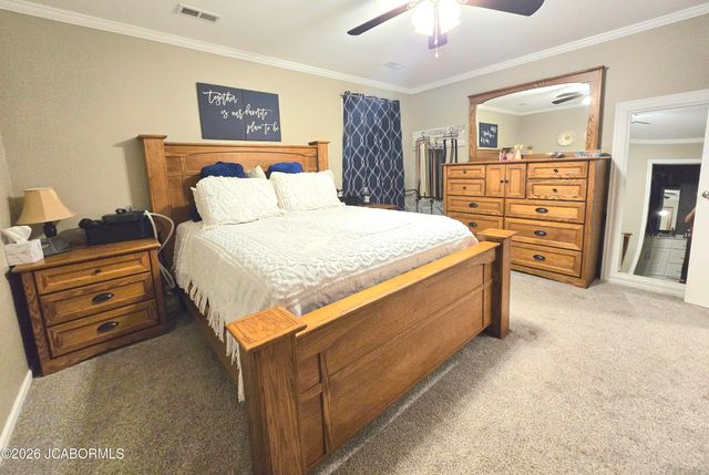 5820 HORSESHOE DRIVE, Jefferson City, MO 65109