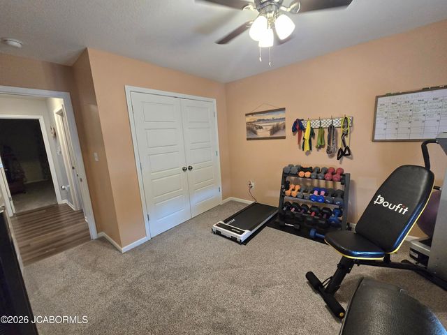 5820 HORSESHOE DRIVE, Jefferson City, MO 65109