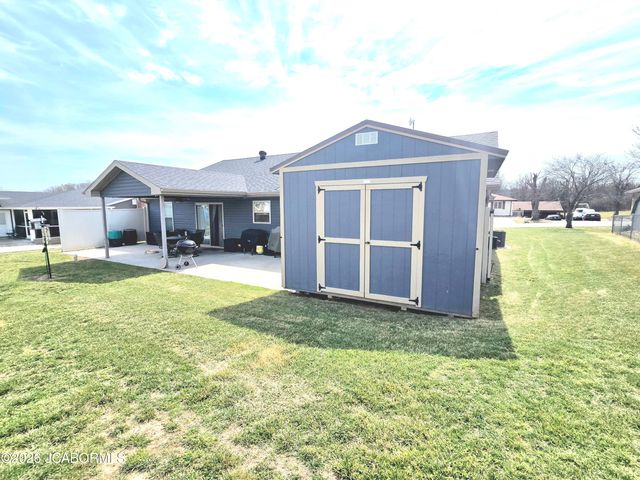 5820 HORSESHOE DRIVE, Jefferson City, MO 65109