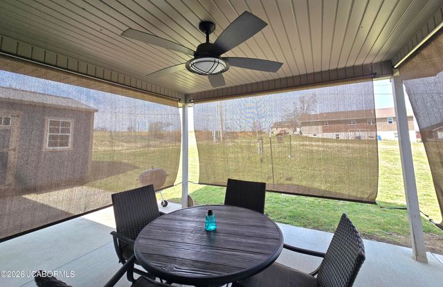 5820 HORSESHOE DRIVE, Jefferson City, MO 65109