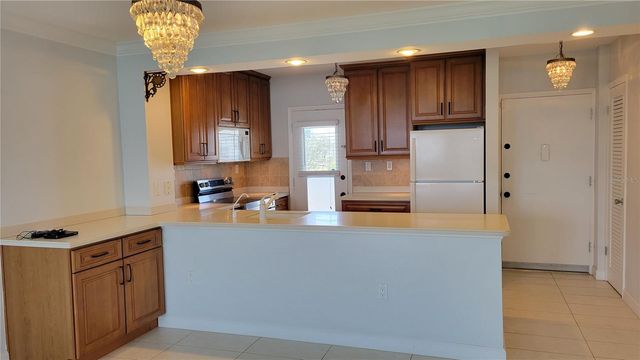 771 JOHN RINGLING BOULEVARD 32FAIR, Sarasota, FL 34236