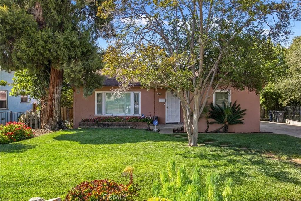 546 North Place, Redlands, CA 92373