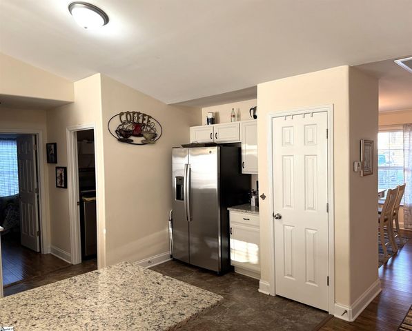 9 Canterbrooke Court, Fountain Inn, SC 29644