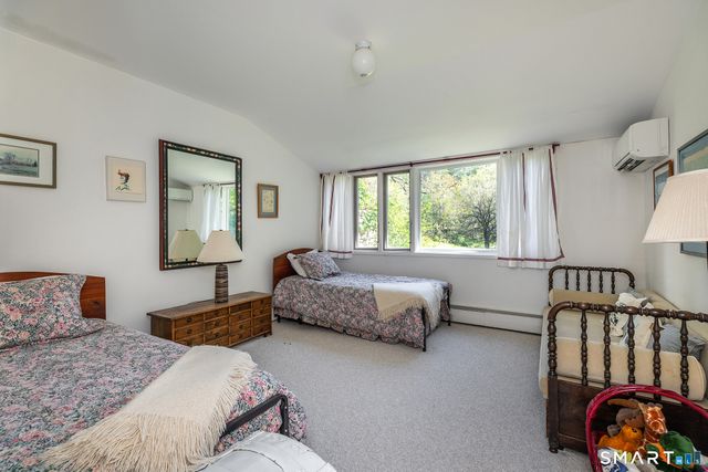 35 River Road, Sharon, CT 06069