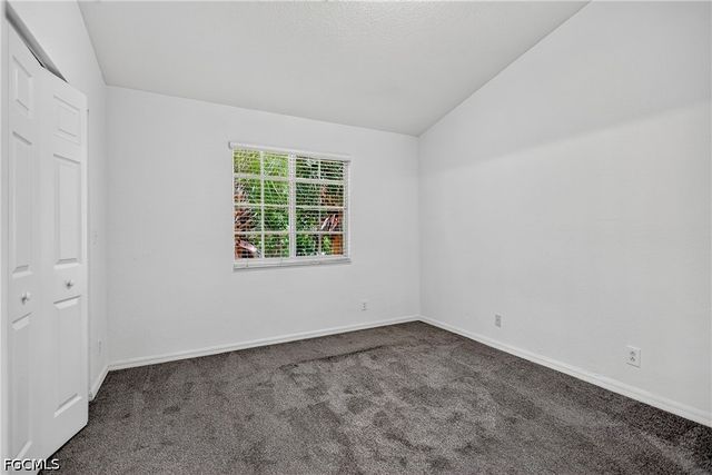 8073 Pacific Beach DR, Fort Myers, FL 33966
