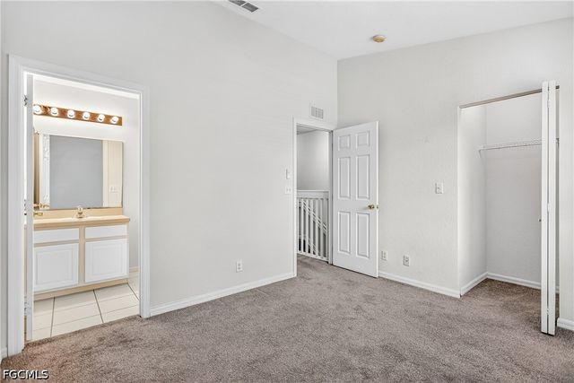 8073 Pacific Beach DR, Fort Myers, FL 33966