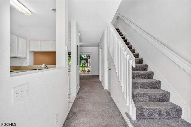 8073 Pacific Beach DR, Fort Myers, FL 33966