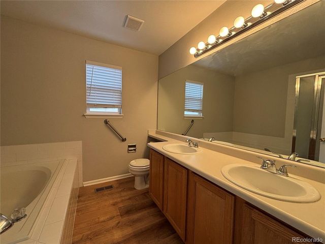 10368 Woodrose Ln, Highlands Ranch, CO 80129