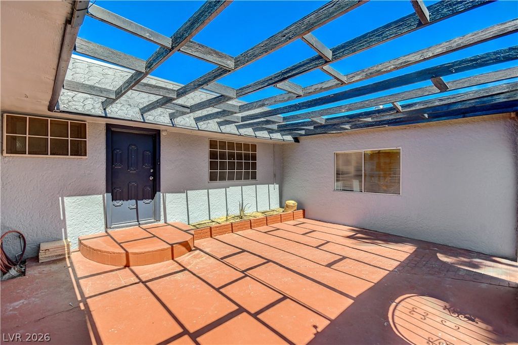 5724 Idle Avenue, Las Vegas, NV 89107 — photo 5