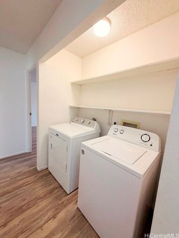 94-211 Keaolani Street, Mililani, HI 96789
