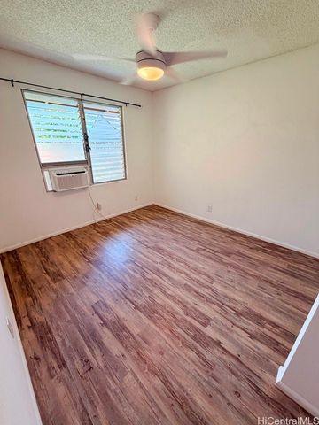 94-211 Keaolani Street, Mililani, HI 96789