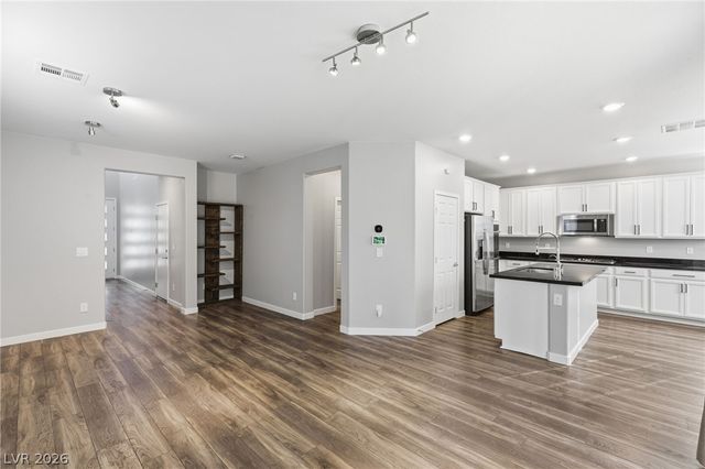 12388 Liberty Beacon Avenue, Las Vegas, NV 89138