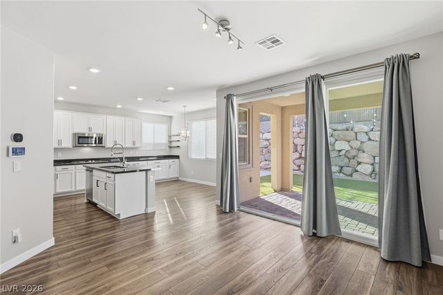 12388 Liberty Beacon Avenue, Las Vegas, NV 89138
