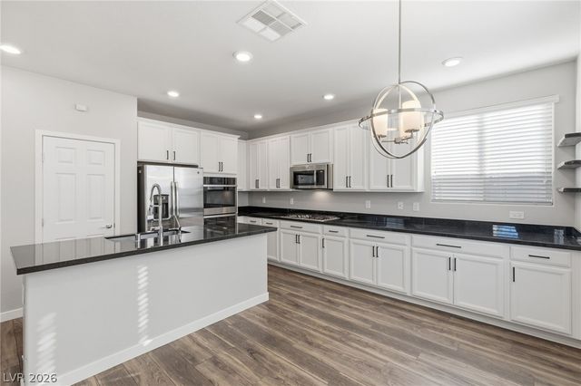 12388 Liberty Beacon Avenue, Las Vegas, NV 89138