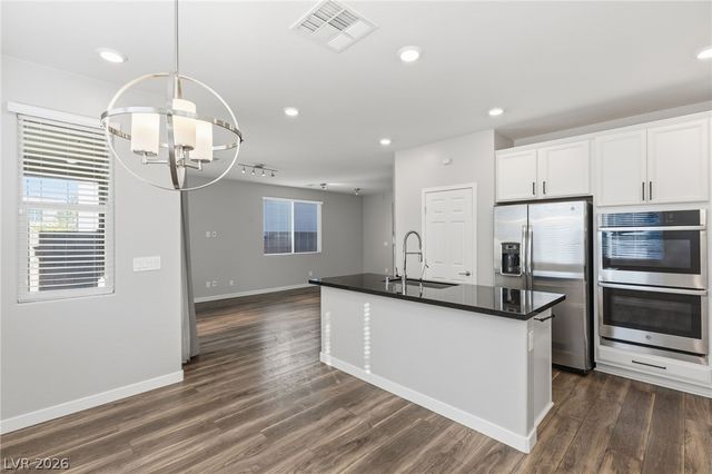 12388 Liberty Beacon Avenue, Las Vegas, NV 89138