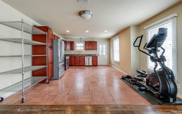 127 Vance St, San Antonio, TX 78210