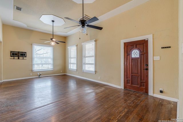 127 Vance St, San Antonio, TX 78210