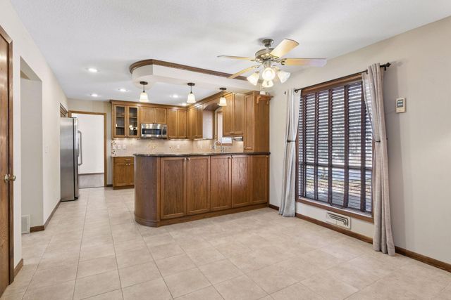 12925 Eveleth Avenue, Apple Valley, MN 55124