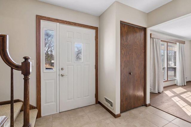 12925 Eveleth Avenue, Apple Valley, MN 55124