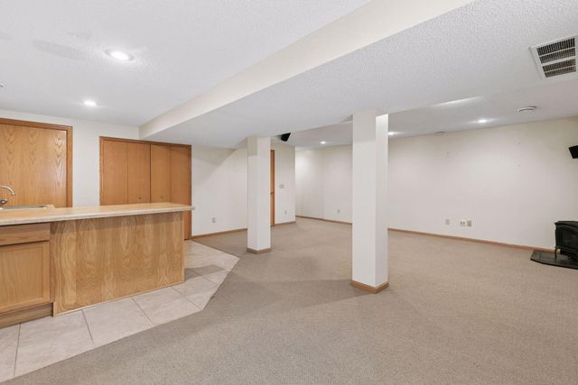 12925 Eveleth Avenue, Apple Valley, MN 55124