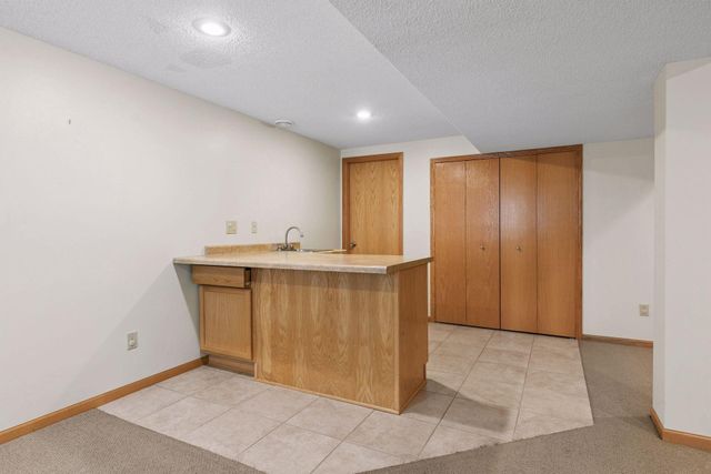 12925 Eveleth Avenue, Apple Valley, MN 55124