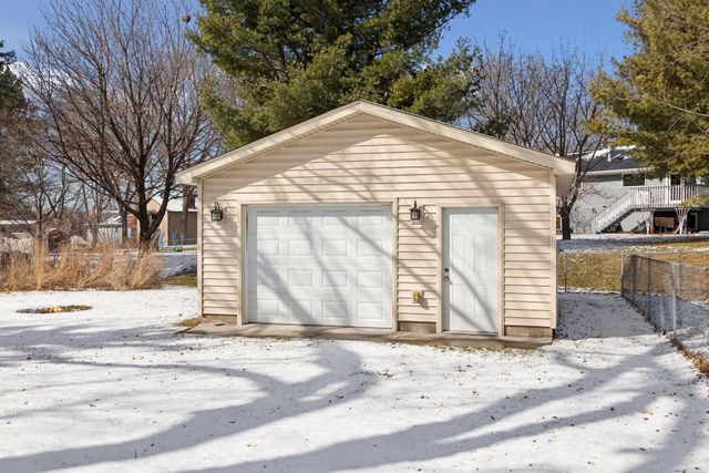12925 Eveleth Avenue, Apple Valley, MN 55124