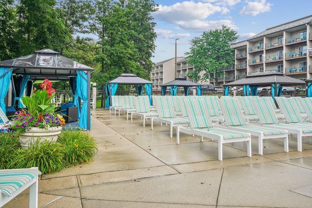 111 Center STREET #324, Lake Geneva, WI 53147