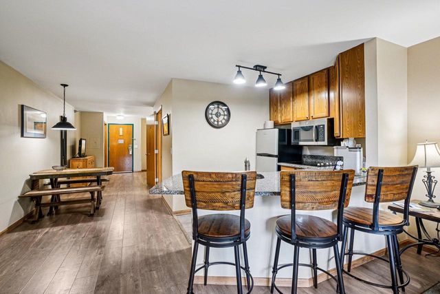 111 Center STREET #324, Lake Geneva, WI 53147