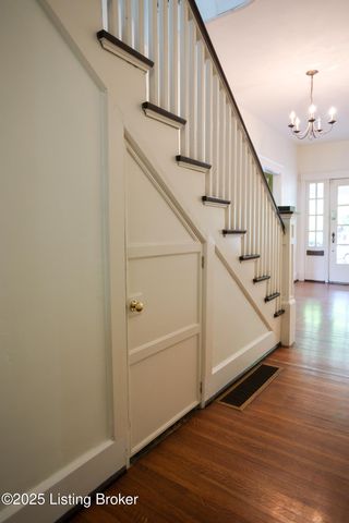 1722 Windsor Pl, Louisville, KY 40204