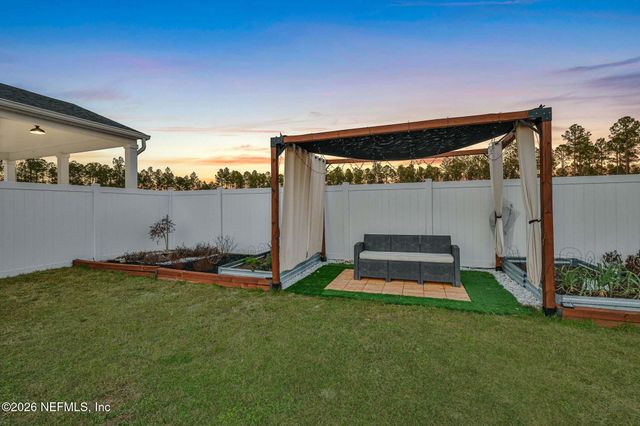 35018 HEARTHSTONE Way, Callahan, FL 32011